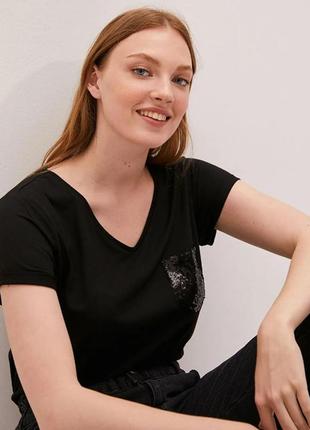 Черная женская футболка lc waikiki/лс вайкики с паетками на груди. фирменная турция1 фото