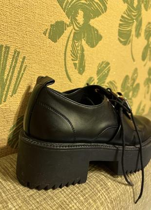 Женская обувь кожа