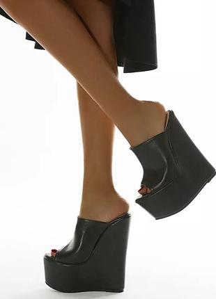 Сабо шлепанцы на танкетке платформе