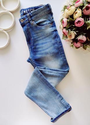 Голубые стрейчевые джинсы артикул: 16390