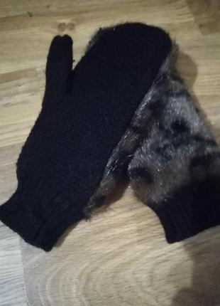 Продам меховые рукавички2 фото