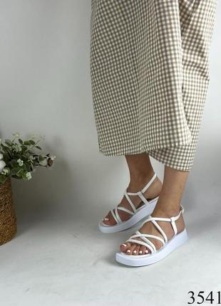 Босоніжки натуральна шкіра