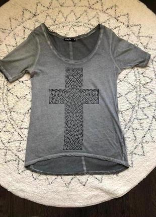Футболка