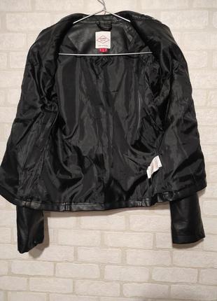 Куртка pu-кожа, на молнии от бренда lee cuper4 фото