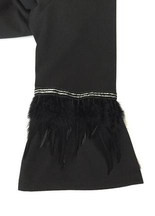 Сукні з пір'ям на рукавах італія m/l ошатне чорне7 фото