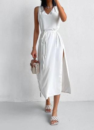 Стильное классическое классное красивое хорошенькое удобное модное трендовое простое платье платье белая черная