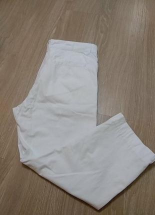 Белые штаны, укороченные2 фото