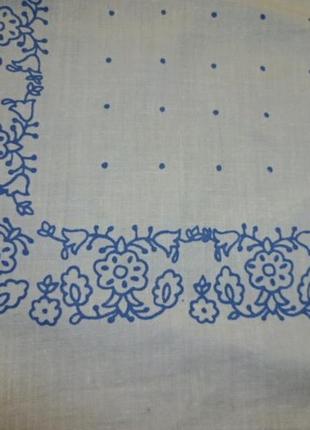 Хлопковый платок натуральный белый с синим в идеале,95см/82см,винтаж