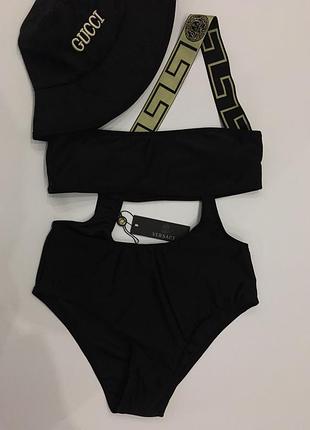 Купальник в стиле versace