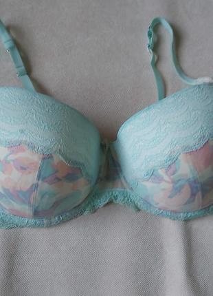 Милий бюстик tu 40/e