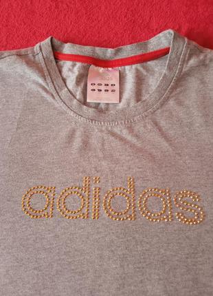 Футболка adidas.2 фото