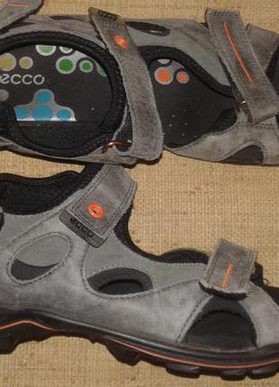 Унисекс 38р-24 см кожа ессо ширина стельки 8.5 состояние идеальное