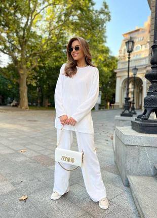 Костюм прогулочный