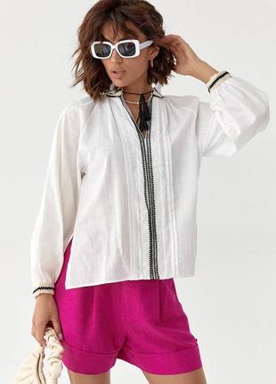 Стильна класична біла жіноча вишиванка, сорочка вишита, блуза з вишивкою на літо-жіночий одяг