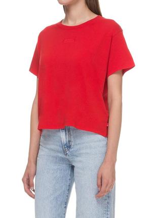Женская футболка levis