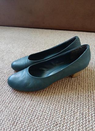 Шкіряні туфлі на щодень