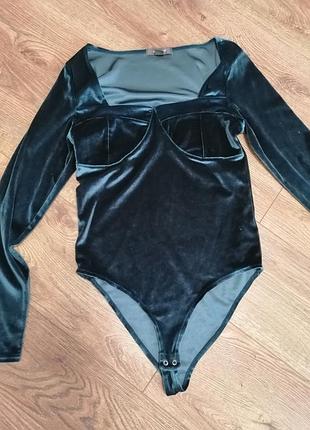 Оксамитовий боді