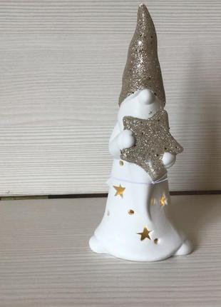 Скандинавський гном ліхтар новий світиться