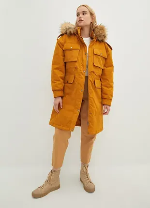 Шикарна зимова парка на шерпі з еко опушкою lc waiki outerwear camel.5 фото