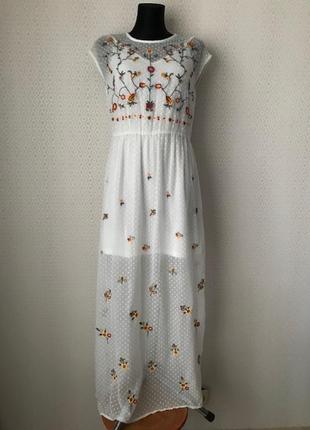 Красивое легкое длинное платье с вышивкой, clockhouse (c&a), размер s-m, нюанс