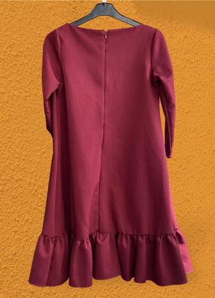 Женское платье платье платье трапеция бордовое с воланами рюшами коротким рукавом свободный оверсайз простое кэжуал повседневное2 фото