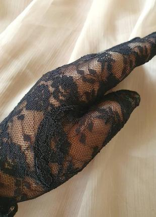 Короткие ажурные женские перчатки сетка5 фото