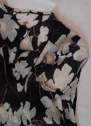 Блуза, блузка без рукавов из гофрированной ткани.6 фото