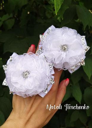 Білі бантики на 1 вересня