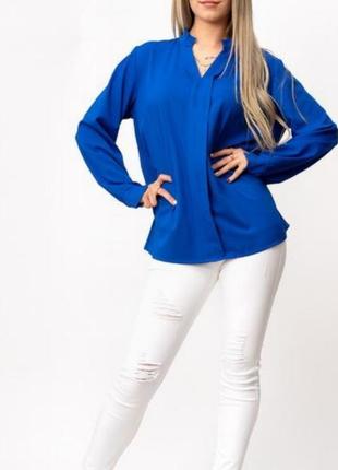 Винтажная блуза насыщенного синего цвета в горох