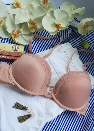 Бюстгальтер