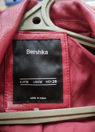 Кожаная куртка bershka3 фото