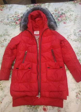 Красный тёплый пуховик meajiateer