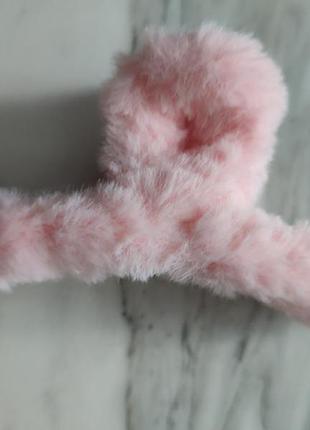 Пухнастий крабик для волосся