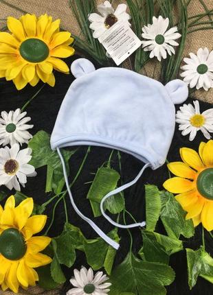 Голубая велюровая шапочка