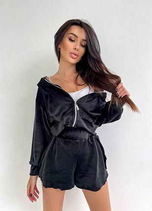 Трендововий плюшевий костюм з шортами та укороченим худі 🔥