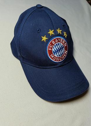 Футбольная кепка бавария . футбольная кепка/бейсболка бавария мюнхен (fc bayern münchen )1 фото