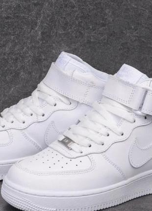 Високі шкіряні кросівки nike force white black высокие кожаные белые кроссовки найк форс7 фото