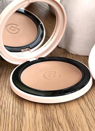 Оригінал collistar impeccable compact powder компактна пудра для обличчя 60g cappuccino оригинал пудра для лица2 фото