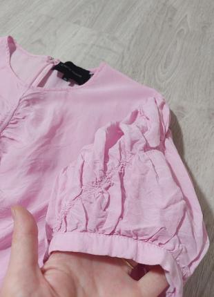 Блузка з об'ємним коротким рукавом рожева5 фото