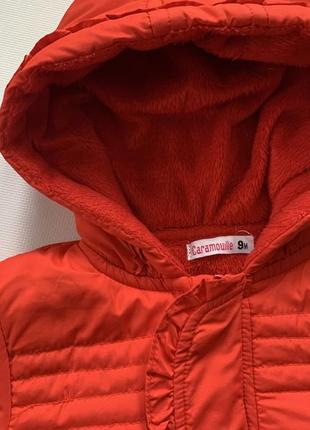 Куртка ветровка красная на 9 месяцев с рюшиками8 фото