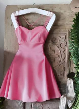 Стильное мини платье на бретелях с расклешенной юбкой короткое платье сарафан черная розовая оранжевая