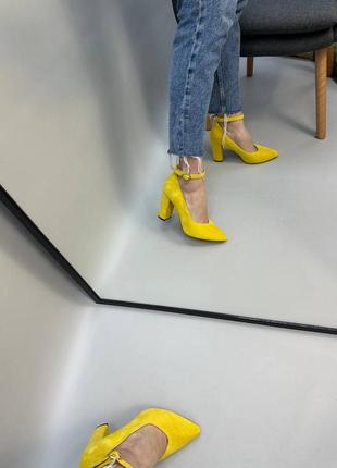 Эксклюзивные туфли лодочки из натуральной итальянской кожи и замша женские на каблуке с ремешком5 фото