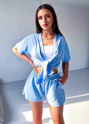 Жіночий літній блакитний костюм двійка сорочка шорти легка тканина літо тренд 2023