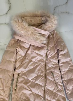 Пуховик guess