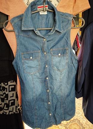 Легенька джинсова блуза