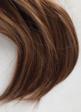 Накладной хаост, искусственные волосы.