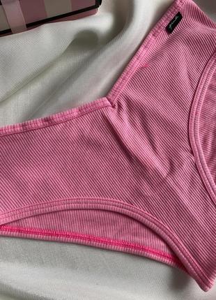 Трусики victoria’s secret pink оригінал рожеві бразиліани труси в рубчик2 фото