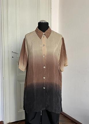 Легкая рубашка с коротким рукавом в горошек градиентом