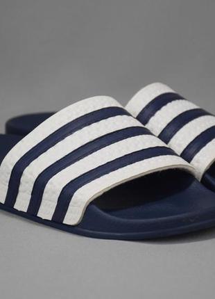 Adidas originals slippers adilette шлепанцы сланцы. имталия. оригинал. 38-39 р./24.5 см.