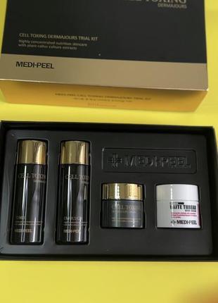 Набір мініатюр зі стовбуровими клітинами medi-peel cell toxing dermajours trial kit